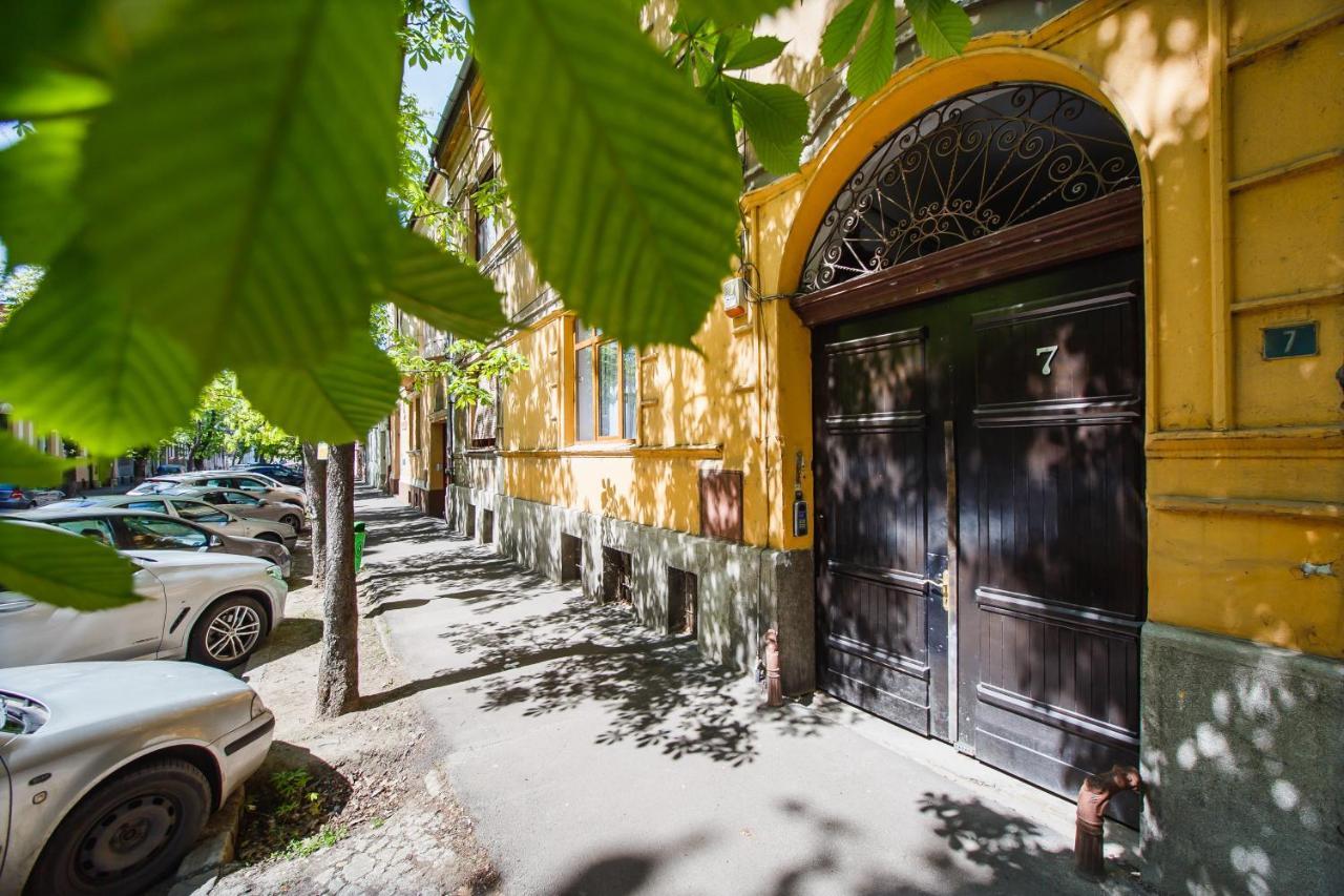 Cosy Bohemian Home Near Piata Unirii Oradea Exterior foto