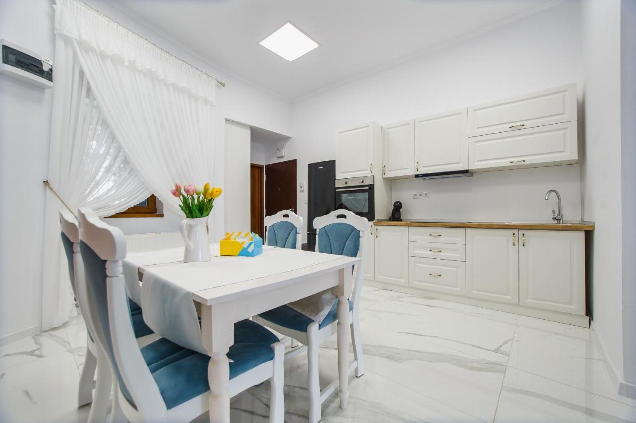 Cosy Bohemian Home Near Piata Unirii Oradea Exterior foto